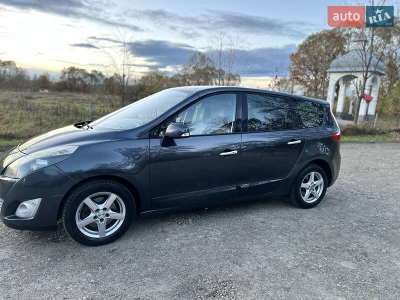 Минивэн Renault Grand Scenic 2011 в Рожнятове
