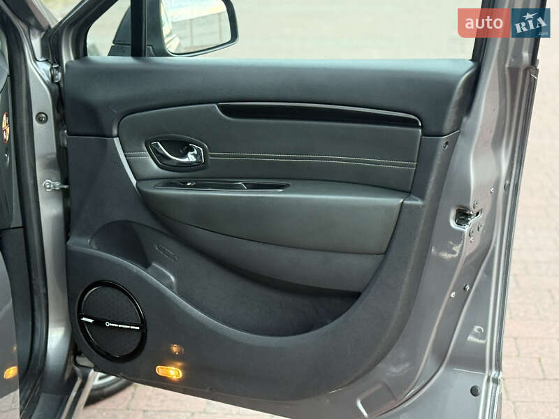 Минивэн Renault Grand Scenic 2012 в Стрые