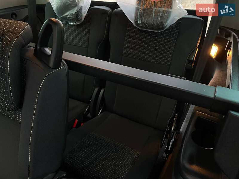 Минивэн Renault Grand Scenic 2009 в Луцке фото 38 Минивэн Renault Grand Scenic 2009 в Луцке