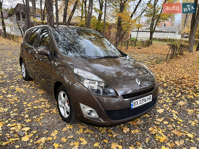 Минивэн Renault Grand Scenic 2011 в Черновцах фото 13 Минивэн Renault Grand Scenic 2011 в Черновцах