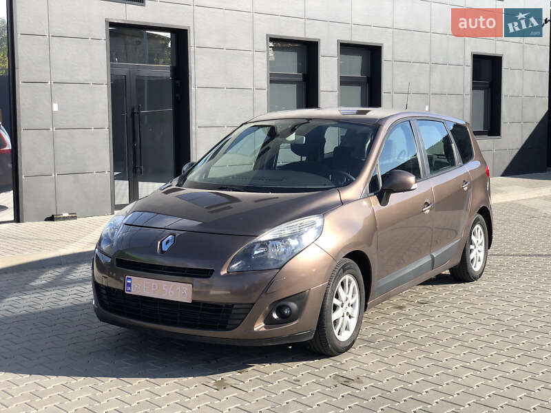 Минивэн Renault Grand Scenic 2010 в Киеве фото Минивэн Renault Grand Scenic 2010 в Киеве