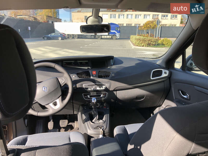 Минивэн Renault Grand Scenic 2010 в Киеве фото 9 Минивэн Renault Grand Scenic 2010 в Киеве