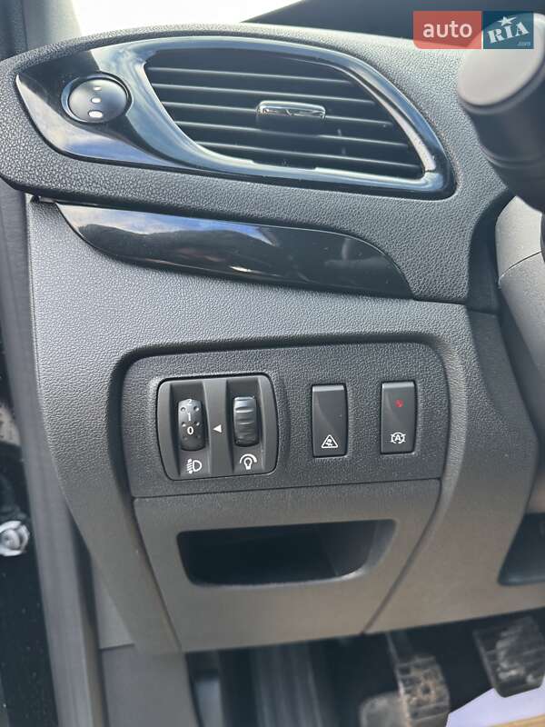 Мінівен Renault Grand Scenic 2013 в Луцьку фото 26 Мінівен Renault Grand Scenic 2013 в Луцьку