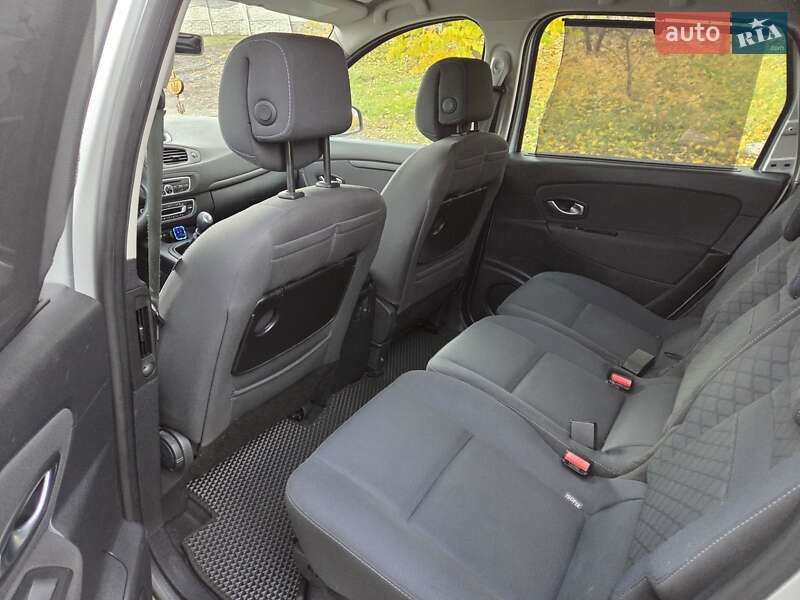 Минивэн Renault Grand Scenic 2009 в Харькове
