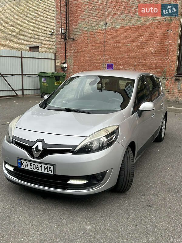 Минивэн Renault Grand Scenic 2013 в Киеве фото 15 Минивэн Renault Grand Scenic 2013 в Киеве