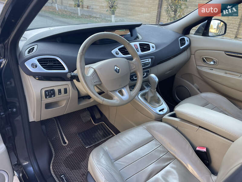 Минивэн Renault Grand Scenic 2010 в Луцке фото 62 Минивэн Renault Grand Scenic 2010 в Луцке