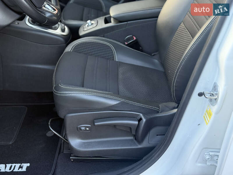 Минивэн Renault Grand Scenic 2014 в Стрые фото 56 Минивэн Renault Grand Scenic 2014 в Стрые