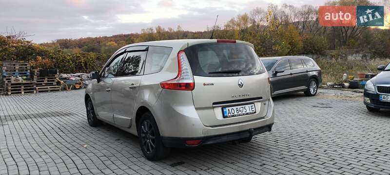 Мінівен Renault Grand Scenic 2010 в Мукачевому