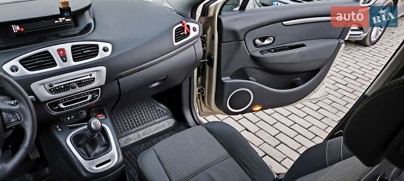 Мінівен Renault Grand Scenic 2010 в Мукачевому