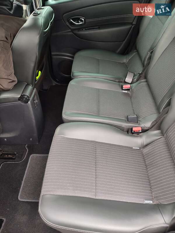 Минивэн Renault Grand Scenic 2012 в Кагарлыке