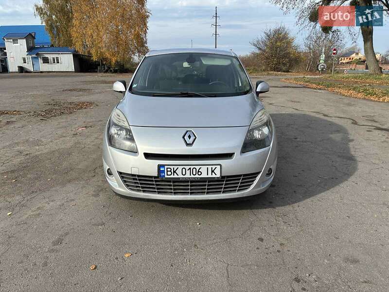 Минивэн Renault Grand Scenic 2011 в Остроге фото 3 Минивэн Renault Grand Scenic 2011 в Остроге