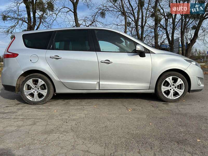 Минивэн Renault Grand Scenic 2011 в Остроге фото 5 Минивэн Renault Grand Scenic 2011 в Остроге