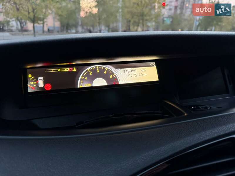 Мінівен Renault Grand Scenic 2011 в Києві