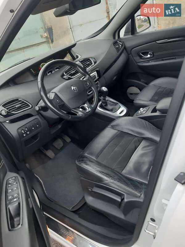 Минивэн Renault Grand Scenic 2015 в Дубно фото 23 Минивэн Renault Grand Scenic 2015 в Дубно