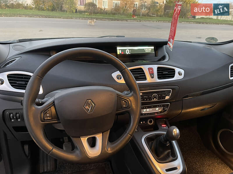Мінівен Renault Grand Scenic 2010 в Миронівці