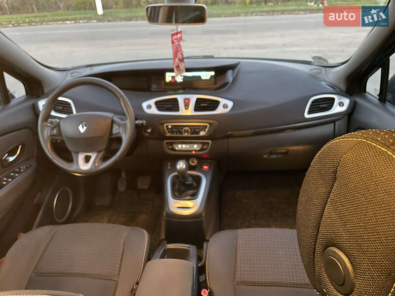 Мінівен Renault Grand Scenic 2010 в Миронівці