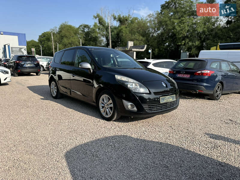 Минивэн Renault Grand Scenic 2011 в Ровно