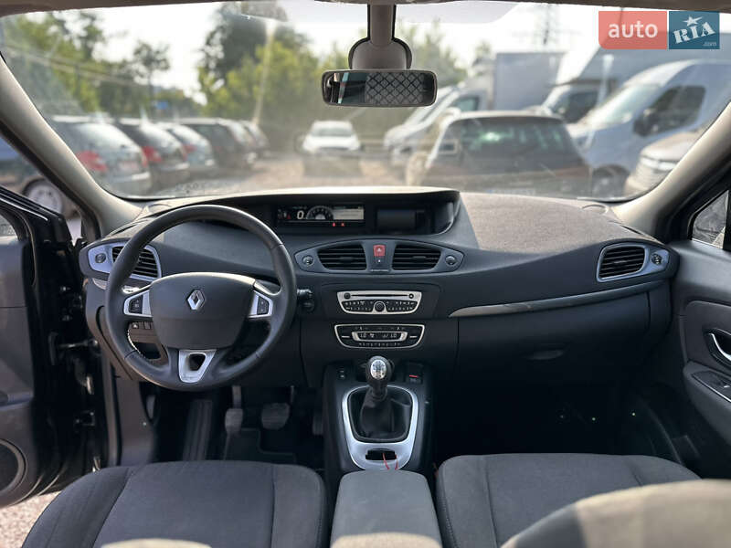 Минивэн Renault Grand Scenic 2011 в Ровно