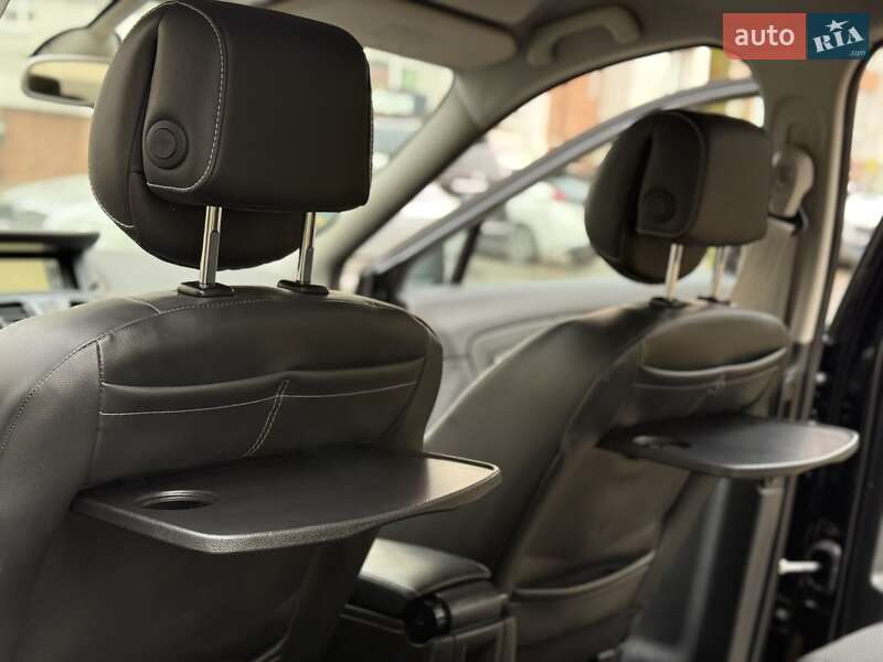 Минивэн Renault Grand Scenic 2013 в Ивано-Франковске фото 37 Минивэн Renault Grand Scenic 2013 в Ивано-Франковске