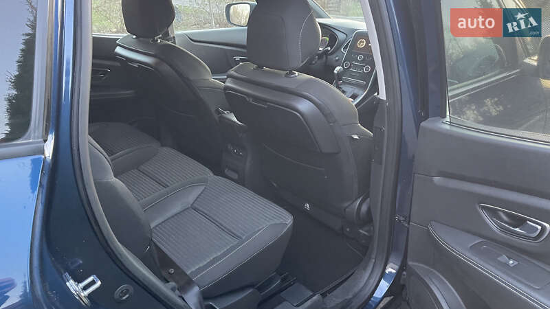 Минивэн Renault Grand Scenic 2017 в Киеве