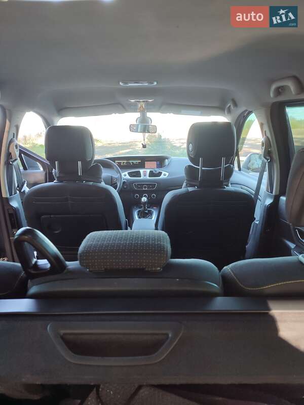 Минивэн Renault Grand Scenic 2010 в Львове фото 10 Минивэн Renault Grand Scenic 2010 в Львове