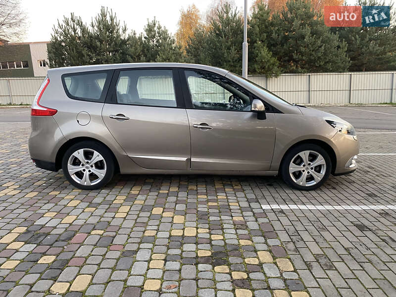 Мінівен Renault Grand Scenic 2012 в Луцьку