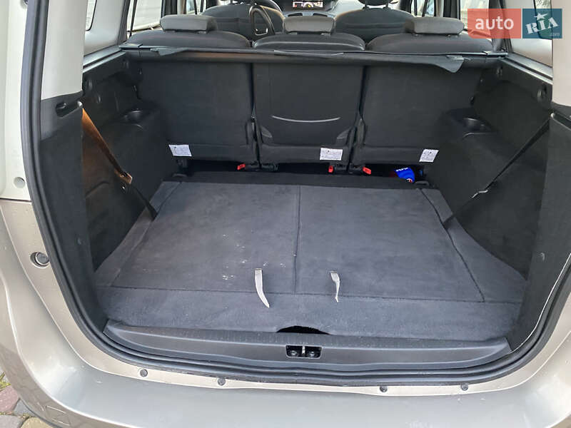 Мінівен Renault Grand Scenic 2012 в Луцьку