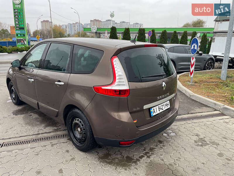 Минивэн Renault Grand Scenic 2011 в Киеве