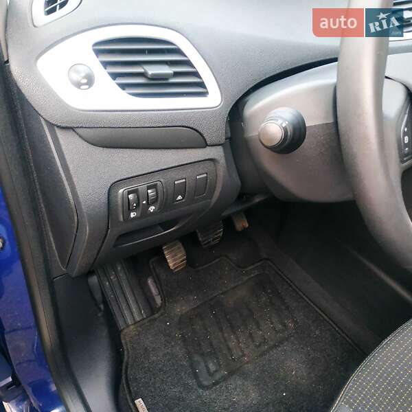 Минивэн Renault Grand Scenic 2009 в Сумах фото 35 Минивэн Renault Grand Scenic 2009 в Сумах