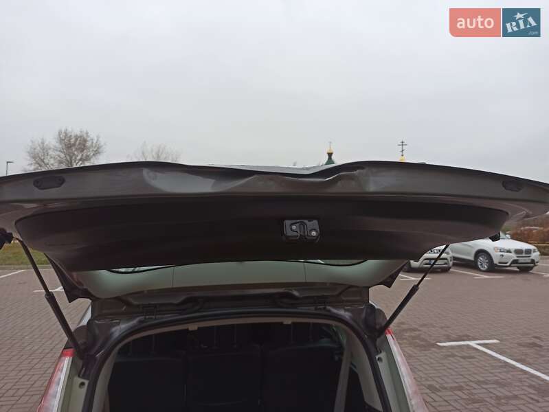 Минивэн Renault Grand Scenic 2012 в Киеве