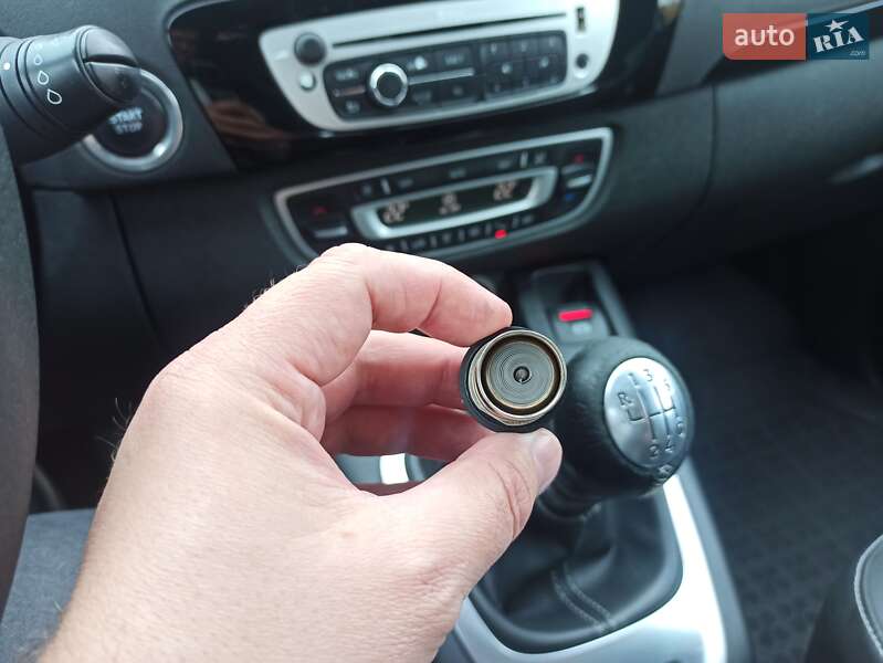 Минивэн Renault Grand Scenic 2012 в Киеве