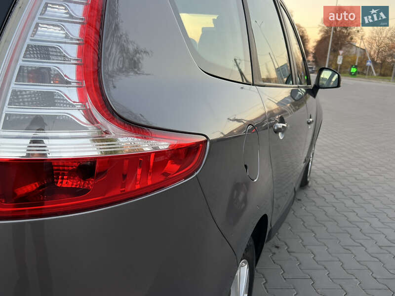 Минивэн Renault Grand Scenic 2012 в Луцке