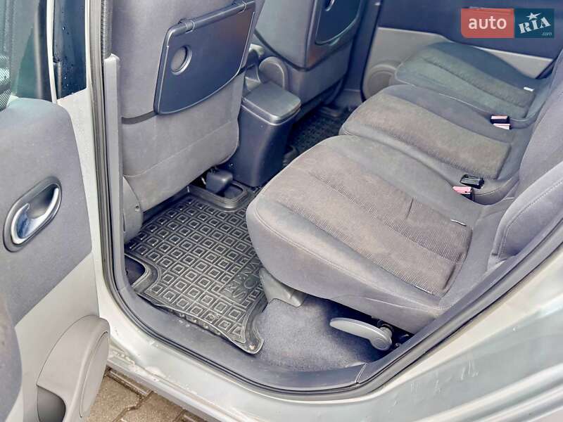 Мінівен Renault Grand Scenic 2007 в Одесі фото 39 Мінівен Renault Grand Scenic 2007 в Одесі