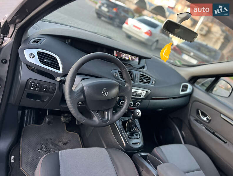 Минивэн Renault Grand Scenic 2012 в Луцке