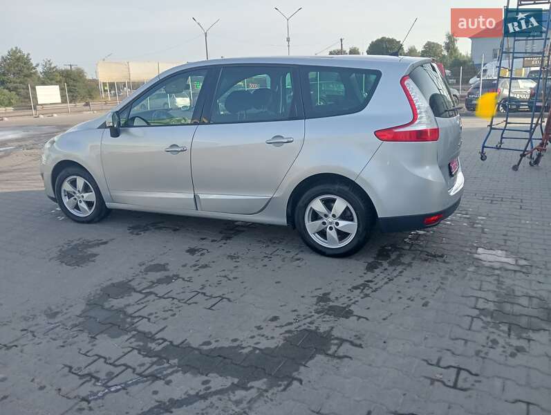 Минивэн Renault Grand Scenic 2009 в Нововолынске