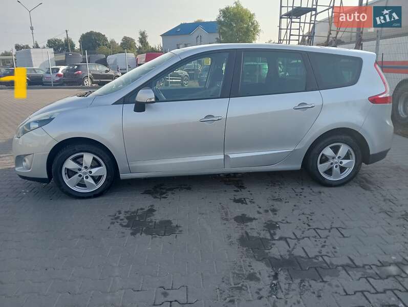Минивэн Renault Grand Scenic 2009 в Нововолынске
