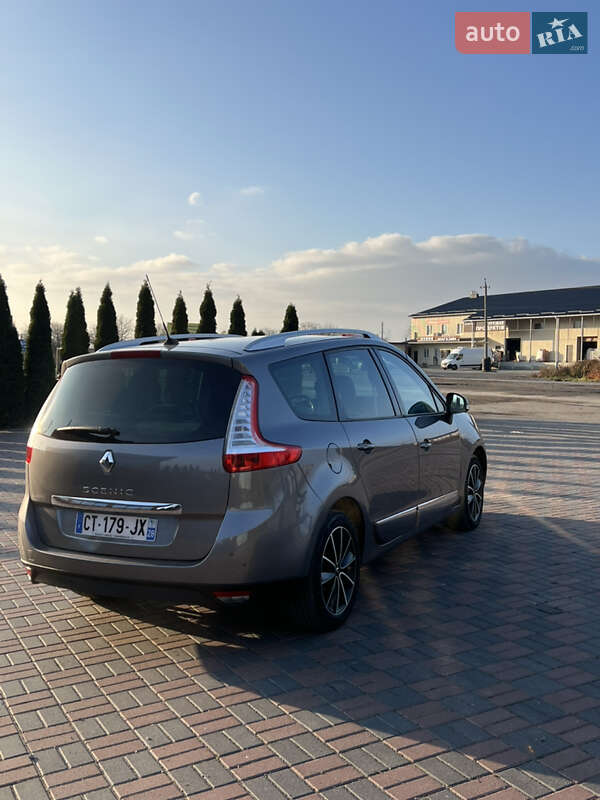 Минивэн Renault Grand Scenic 2013 в Ровно