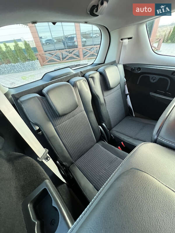 Минивэн Renault Grand Scenic 2013 в Ровно