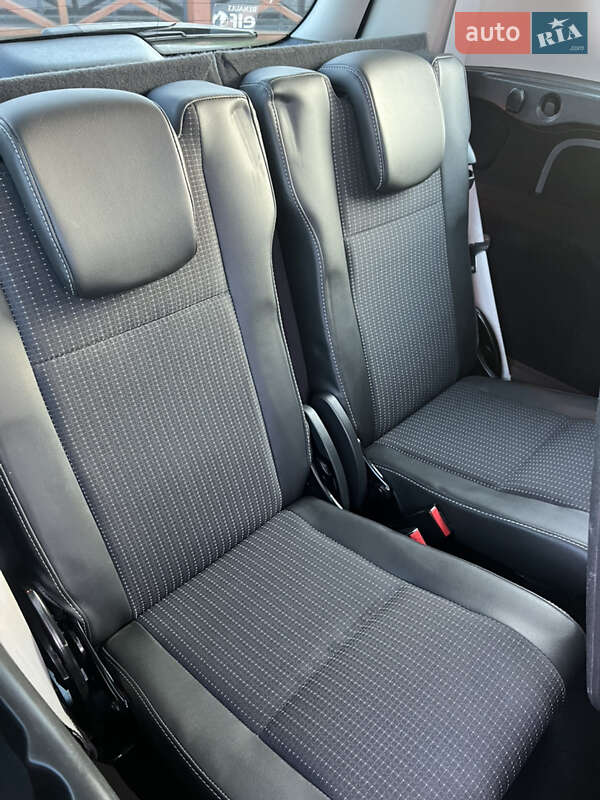 Минивэн Renault Grand Scenic 2013 в Ровно