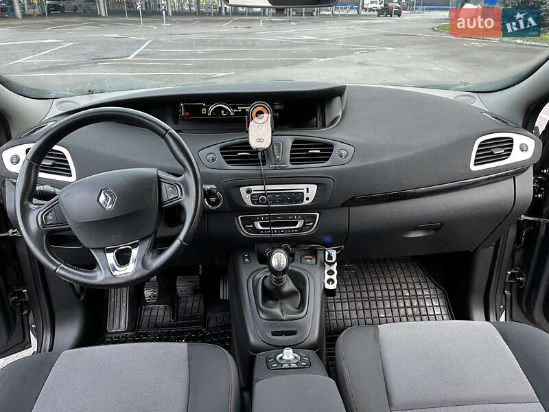 Мінівен Renault Grand Scenic 2013 в Івано-Франківську
