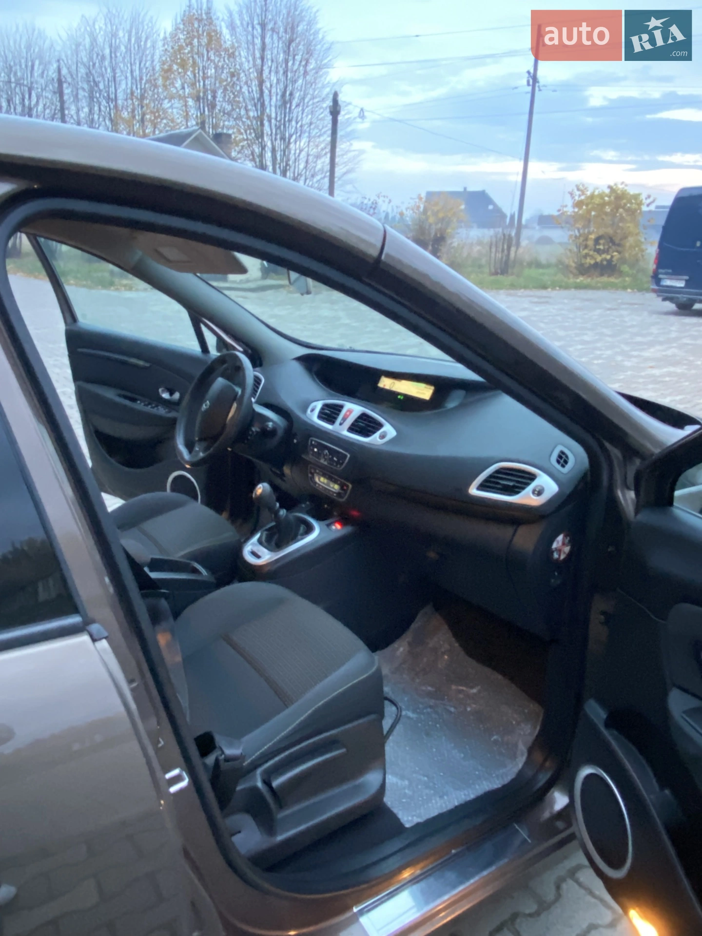 2010 Renault Scenic - мініатюра 13