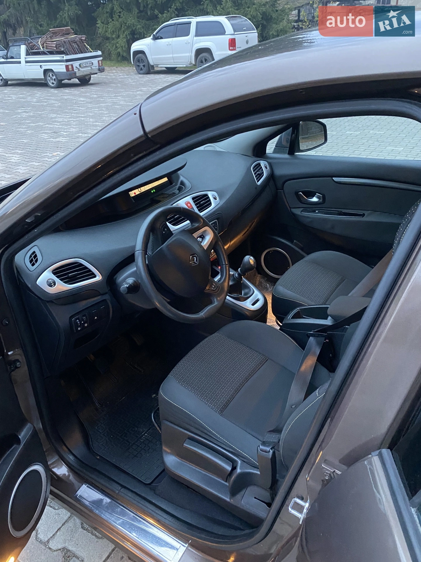 2010 Renault Scenic - мініатюра 11