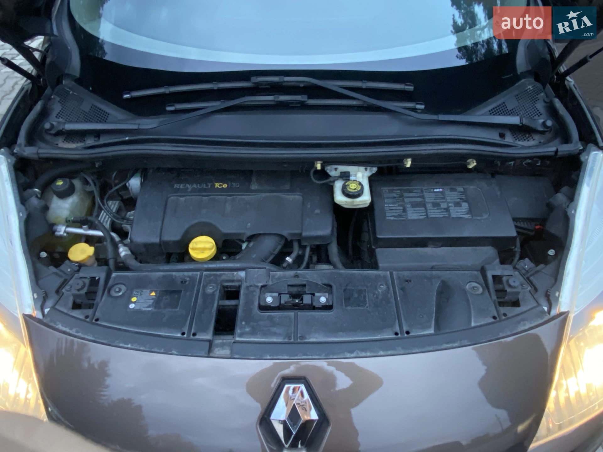 2010 Renault Scenic - мініатюра 16
