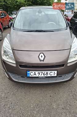 Мінівен Renault Grand Scenic 2009 в Ватутіному