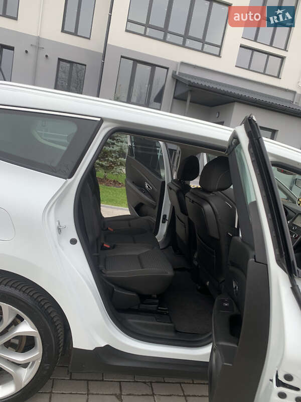 Минивэн Renault Grand Scenic 2016 в Дубно