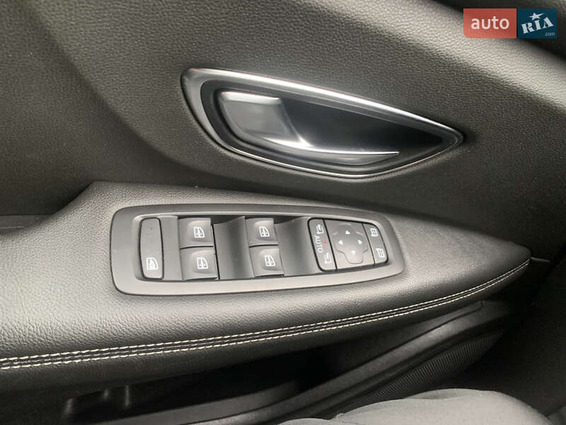 Минивэн Renault Grand Scenic 2016 в Дубно