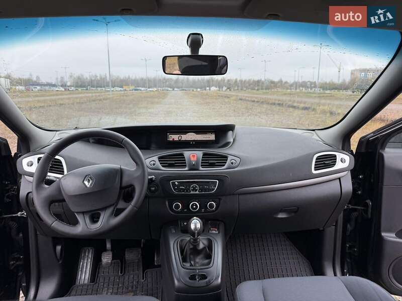 Мінівен Renault Grand Scenic 2010 в Львові фото 4 Мінівен Renault Grand Scenic 2010 в Львові