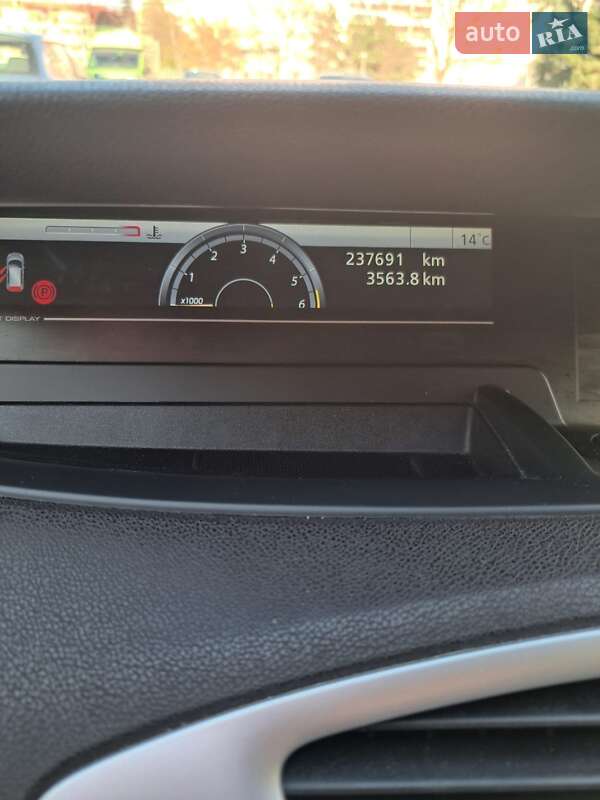 Минивэн Renault Grand Scenic 2009 в Ватутино