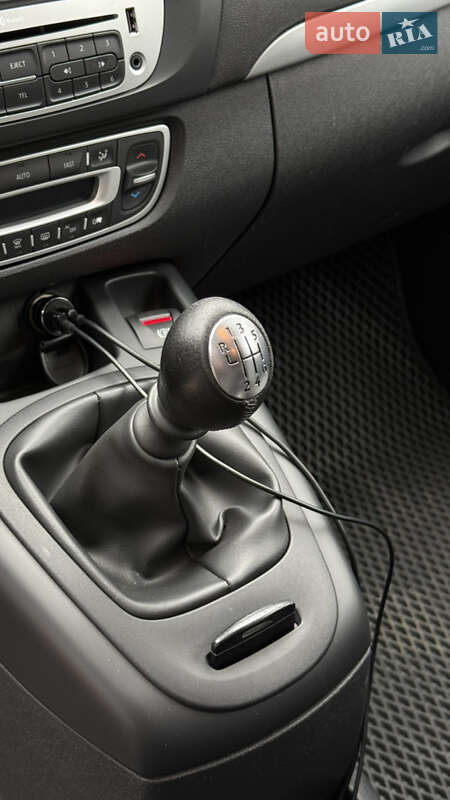 Мінівен Renault Grand Scenic 2014 в Києві