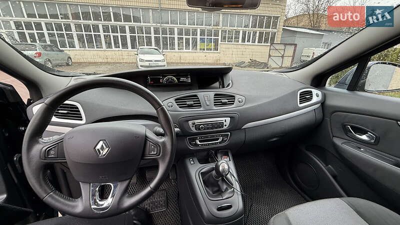Мінівен Renault Grand Scenic 2014 в Києві